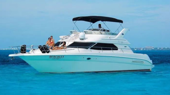 yacht rental cancun